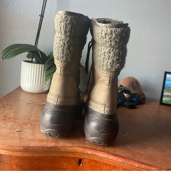 The North Face snow boots - Picture 5 of 5